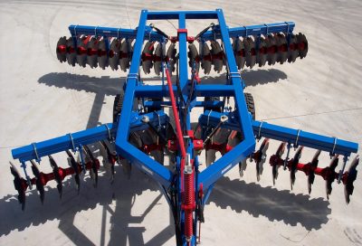 John Berends Implements TH100 Folding Trailing Tandem Discs - Image 2